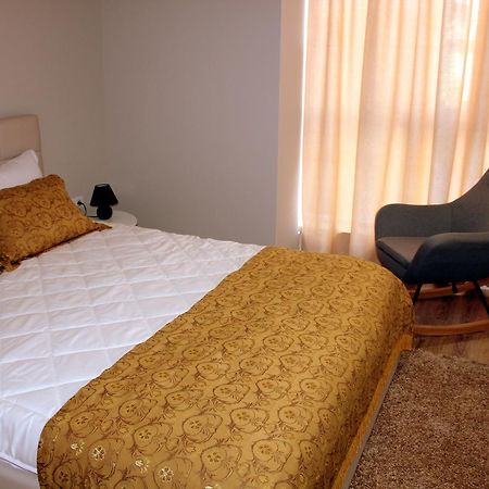 تيرانا Fleur Apartment المظهر الخارجي الصورة