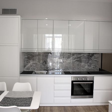 تيرانا Fleur Apartment المظهر الخارجي الصورة