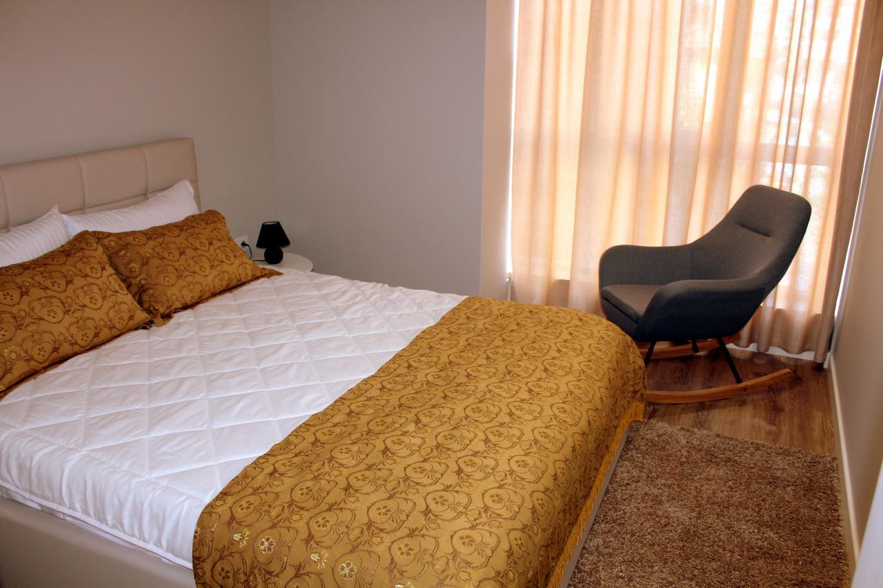 تيرانا Fleur Apartment المظهر الخارجي الصورة